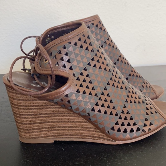 NWOT JG shoes-7 1/2 - Picture 4 of 4